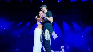 Emilia y Enrique Iglesias